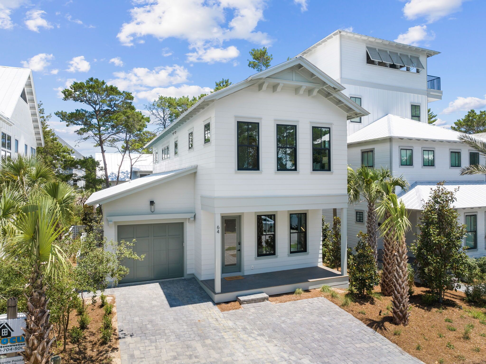 30A Home 🏠 Close to Rosemary! Community Pool 🏊‍♀️! Golf Cart! 🌊