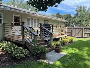 Terrace/patio - Charming 2BR/2BA Winter Park Cottage, steps from Park Ave (Winter Park)