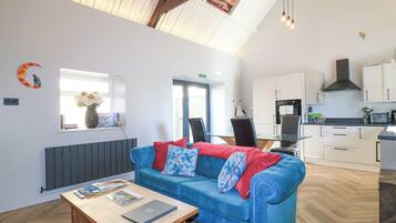 Cottage | Living area | Flat-screen TV