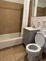 Artículos de tocador gratuitos, toallas, jabón, shampoo