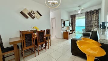 Apartamento panorâmico | Área de estar