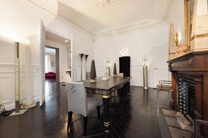 Dining - Le Loft Triangle D'or - 220m2 - Paris 8eme (Paris)