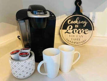 Kaffee und/oder Kaffeemaschine