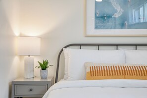 3 chambres, fer et planche à repasser, lit parapluie, Wi-Fi gratuit