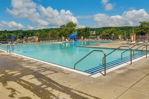Pool - Resort Amenities: Family-Friendly DuBois Cabin (DuBois)