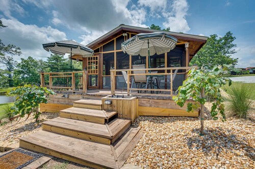 Spacious Buena Vista Cabin w/ Lake Views & Deck