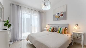 3 多间卧室、熨斗/熨衣板、旅行婴儿床、WiFi