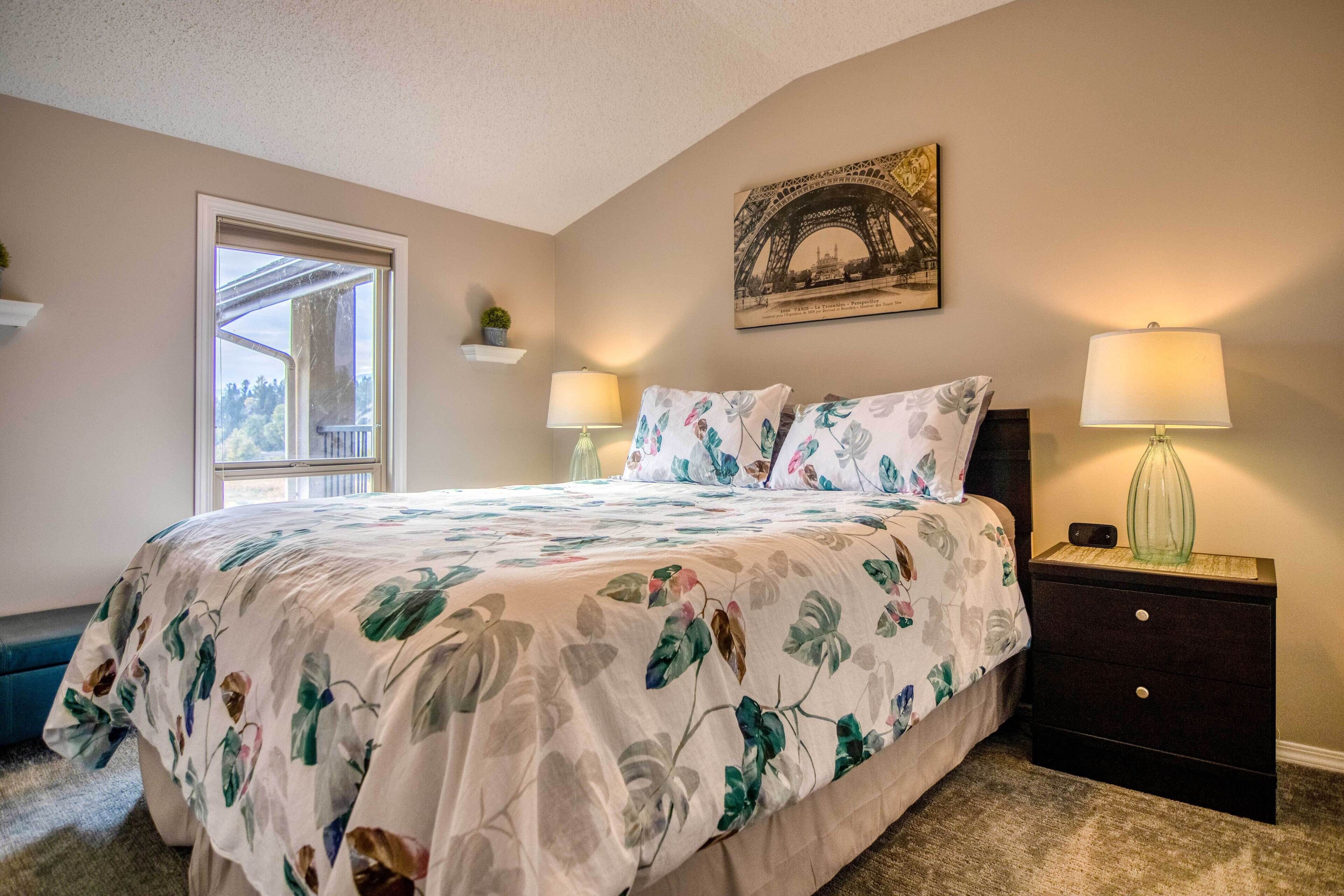 2 bedrooms, iron/ironing board, WiFi, wheelchair access