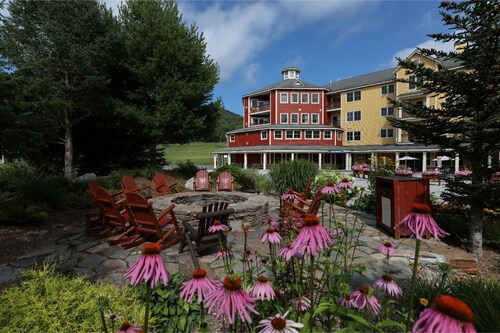 Okemo | Charming Room & Amenities Nearby | Pools