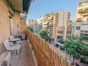 Outdoor dining - Athens Divas My Dream Suite 41 (Athina)