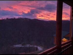 Property grounds - Spend Christmas with your family in the Great Smoky Mountains.   (Gatlinburg)