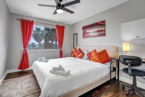 5 Schlafzimmer, Bügeleisen/Bügelbrett, Reisekinderbett, WLAN