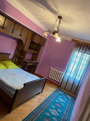 1 habitación, wifi gratis y ropa de cama 