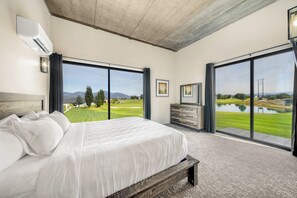 Presidential Suite | Individually decorated, individually furnished, free WiFi, bed sheets - The Suites at Prairie Falls & Event Center (Post Falls)