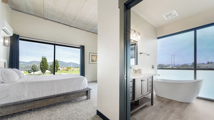The Suites at Prairie Falls