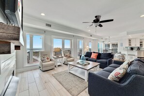 TV - Beach Hair Don't Care- Lux Beach Front Property! (Gulf Shores)