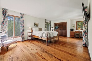 3 habitaciones, tabla de planchar con plancha y wifi gratis