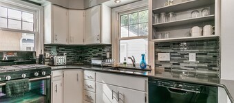 Walk to Jack Trice Stadium and ISU!  Fire Pit+Yard