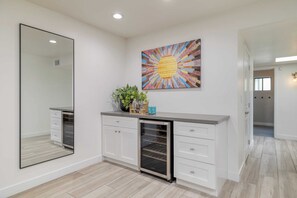 Villa (5 Bedrooms) | Interior - Backyard Pool, Puttinggreen, Playground Modern 5bdr White Agate by Avantstay (Scottsdale)