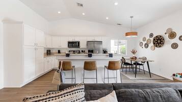 Hus (4 Bedrooms) | Innvendig