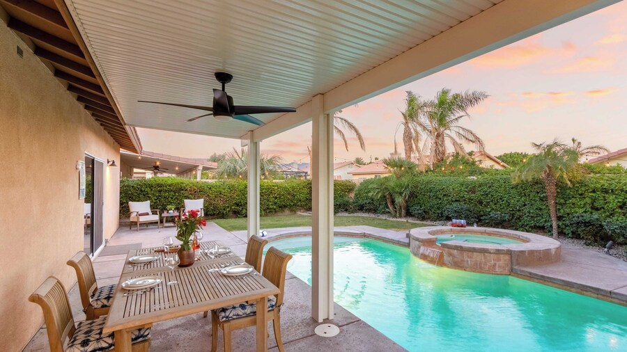 Sunny Palms by Avantstay Near Empire Polo Club