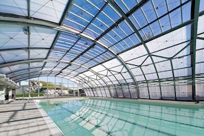 Pool - Holiday apartment with lake view (Baveno)