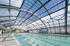Pool - Holiday apartment with lake view (Baveno)