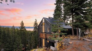 House (3 Bedrooms) | Interior - Lake View, Firepit, Game Room Remodeled Lake Tahoe Luxury Cabin by Avantstay (Carnelian Bay)