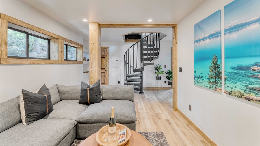 Lake View, Firepit, Game Room Remodeled Lake Tahoe Luxury Cabin by Avantstay