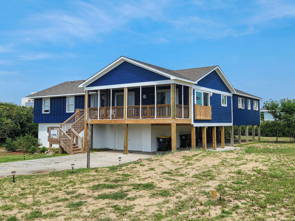 Escaped to the recently updated beachside home!