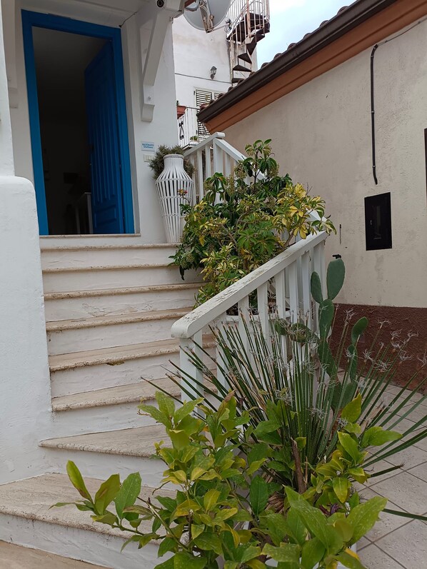 Entrée de l’hébergement