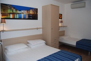 Apartment, 3 Schlafzimmer, Balkon, Poolblick | 4 Schlafzimmer