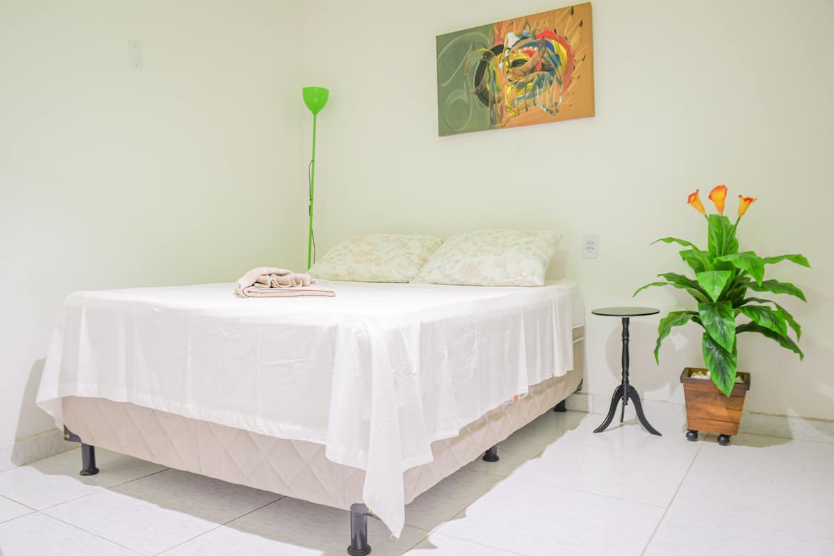 2 camere, postazione laptop, Wi-Fi gratuito, lenzuola