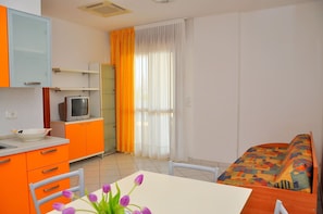 Appartement, 2 slaapkamers, balkon, uitzicht op oceaan | 3 slaapkamers