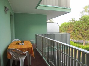 Leilighet, 2 soverom, balkong | Balkong
