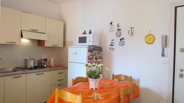 Leilighet, 2 soverom, balkong | Spisestue