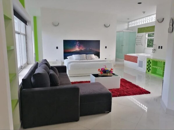 Deluxe Room | 1 bedroom, free WiFi