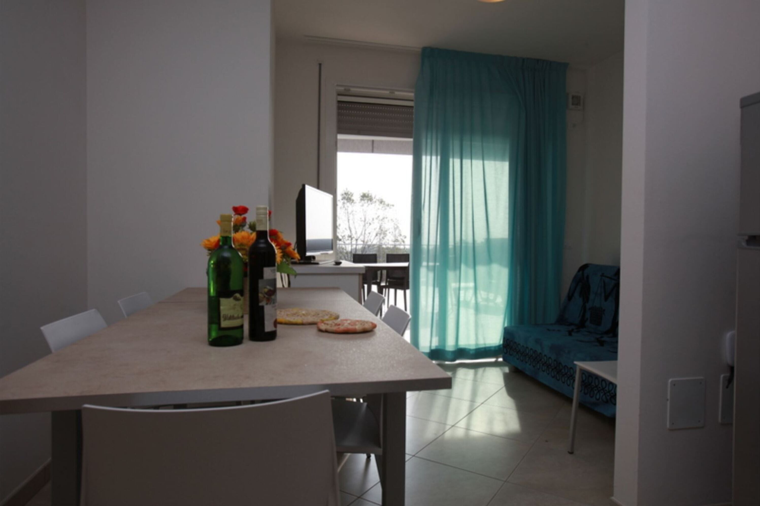 Apartment, 2 Bedrooms, Balcony, Ocean View | Dining room