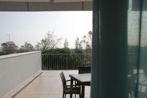 Apartment, 2 Schlafzimmer, Balkon, Meerblick | Balkon