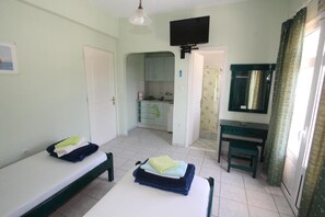 Apartment, 1 Bedroom, Balcony, Mountain View | 1 bedroom