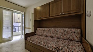 Departamento, 1 habitación, balcón, vista a la ciudad | Interior