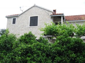 Apartment, Smoking | 2 bedrooms - Apartments Pez - With Large Terrace (Supetar)