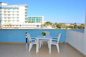 Appartamento, 1 camera da letto, balcone, vista oceano | Balcone
