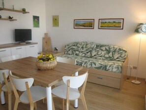 Appartement, 2 chambres, balcon, vue jardin | Restauration