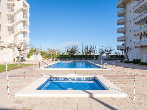 Mediterranean apartment 400m La Pineda beach