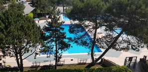 室外游泳池