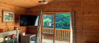 Immaculate 3-Bed Lodge in Hawick