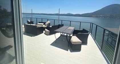 Stunning Lakefront Retreat with Breathtaking Views of Mount Konocti