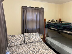 2 bedrooms, WiFi, bed sheets