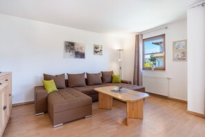 TV - Apartment 'Klabautermann' with balcony and Wi-Fi (Heringsdorf)